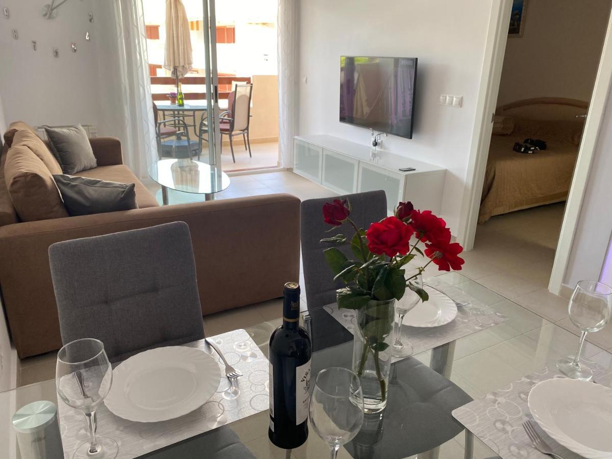 Apartamento en Playa Flamenca  Oriola  Exterior foto