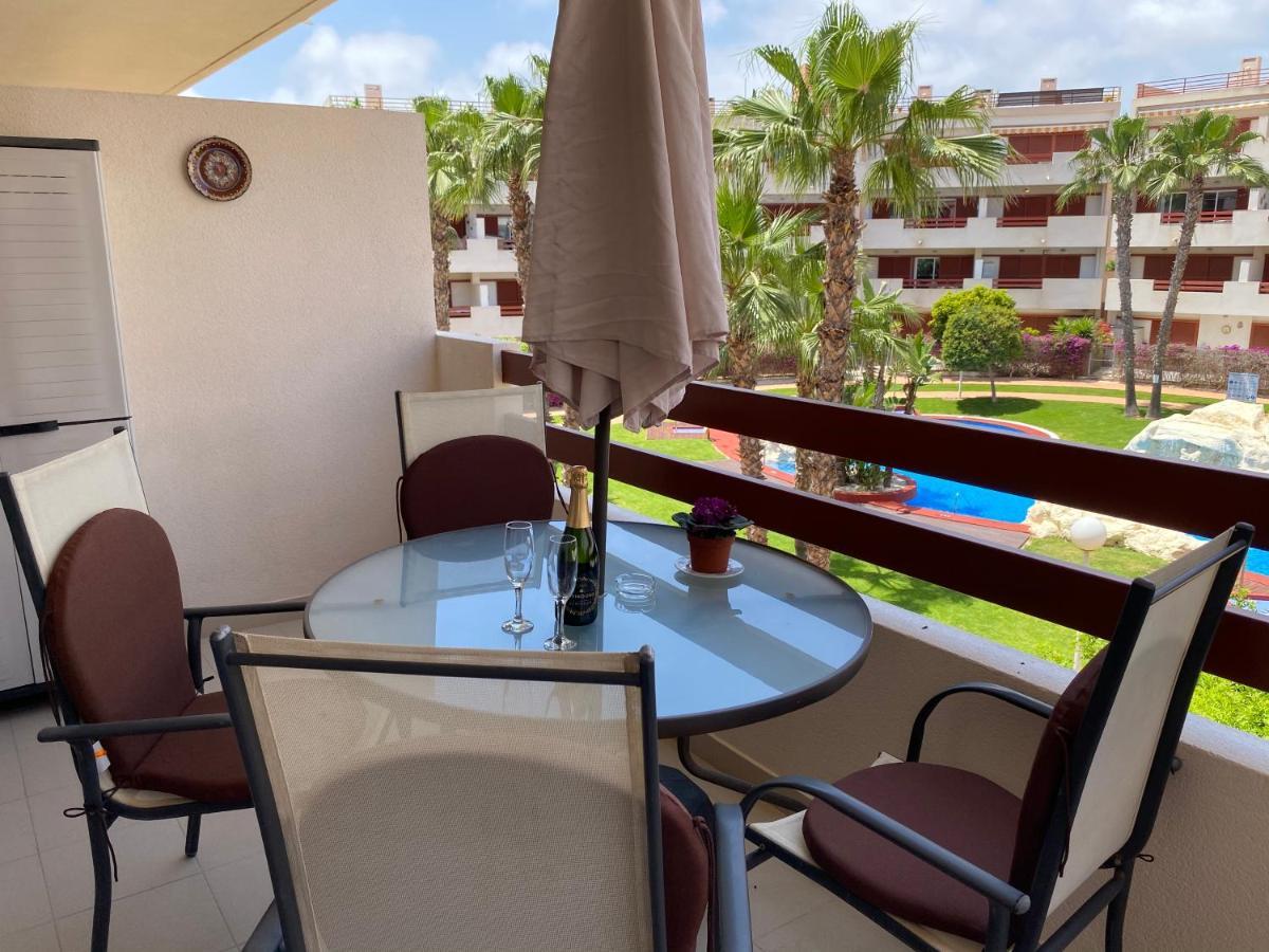 Apartamento en Playa Flamenca  Oriola  Exterior foto